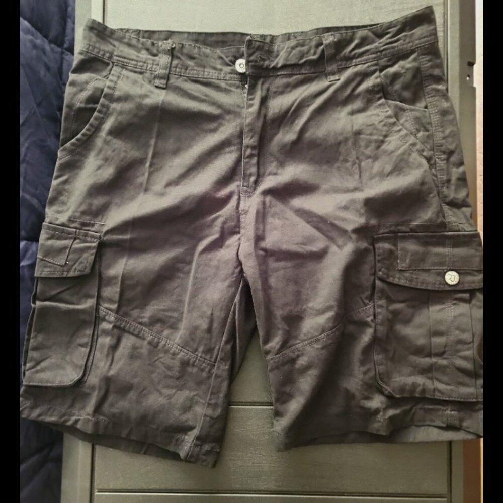 Mens Cargo Shorts Black size 34